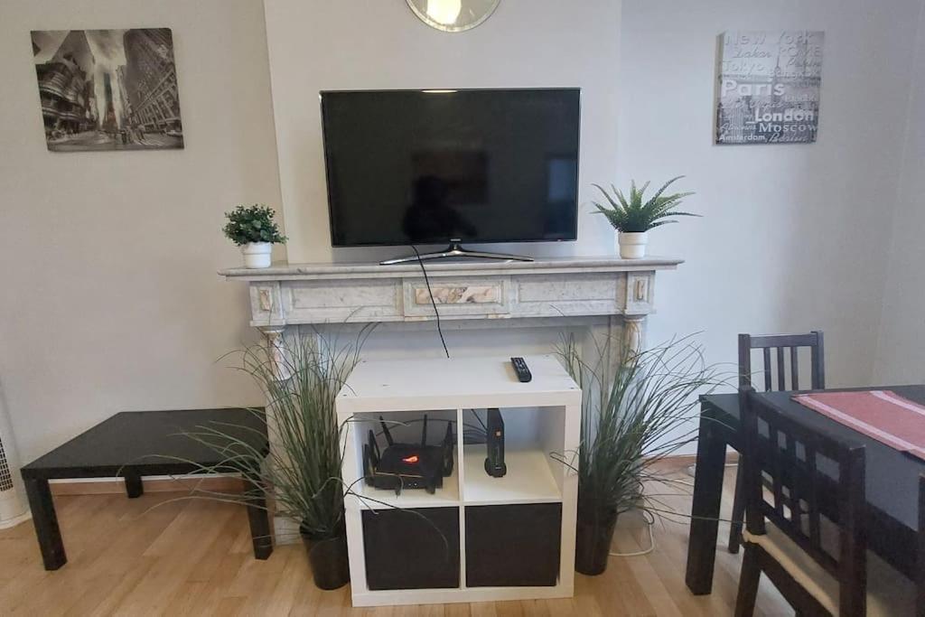 Charming 1-Bedroom Apartment Брюссель Екстер'єр фото