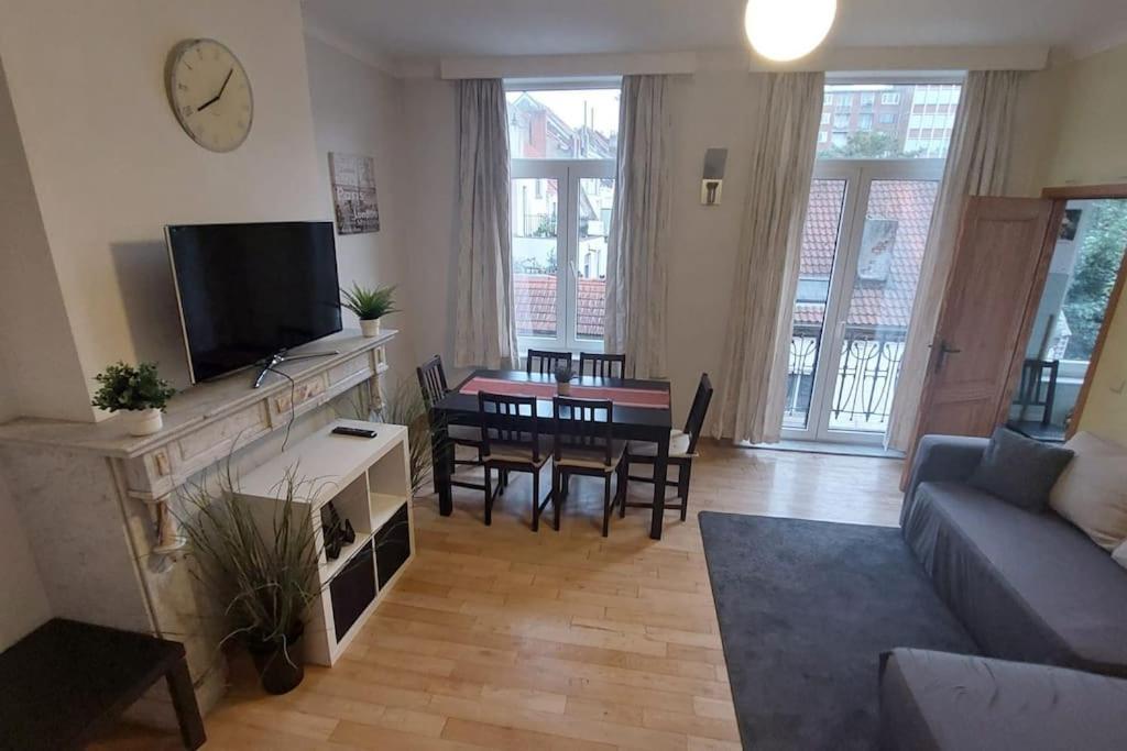 Charming 1-Bedroom Apartment Брюссель Екстер'єр фото